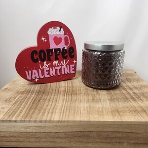 Dark Roast Coffee Scented Candle & Wooden Heart Bundle